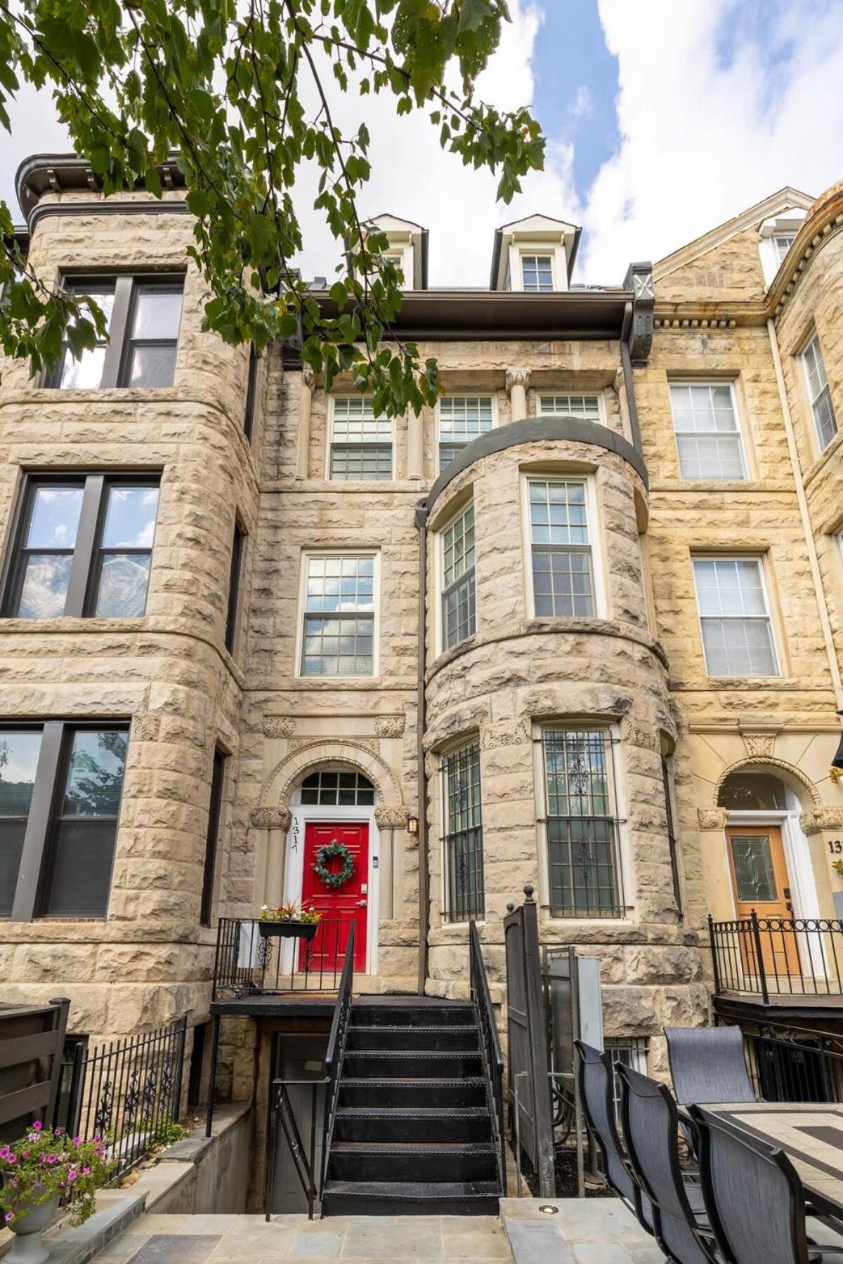 Luxury 4-br With Free Parking In Heart Of Dc - Steps To Metro *