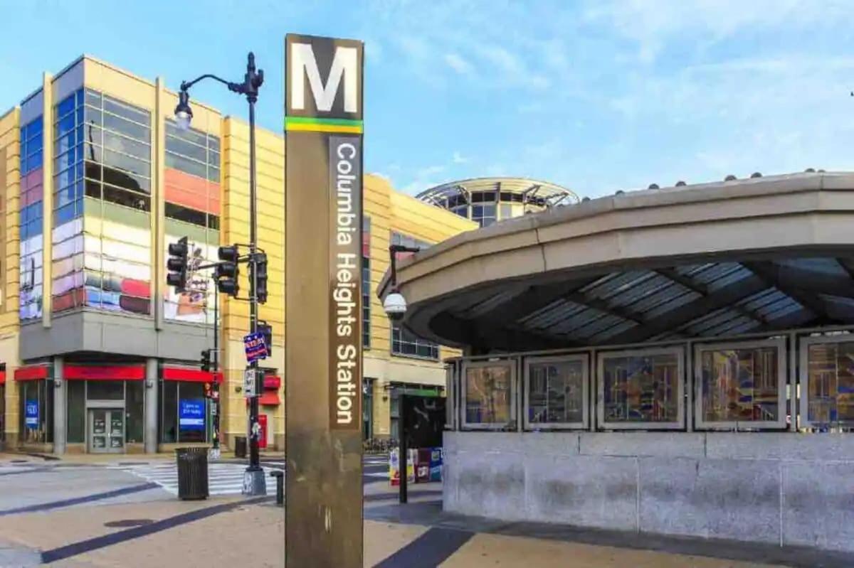 Luxury 4-br With Free Parking In Heart Of Dc - Steps To Metro * Washington